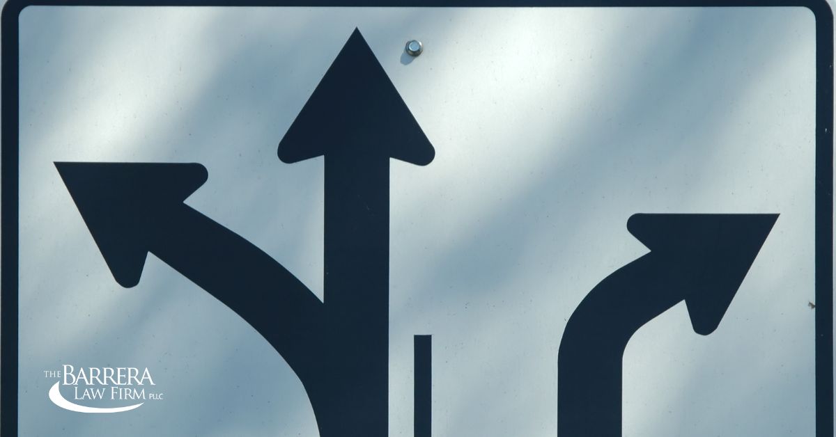 ¿Por qué son más peligrosos los giros a la izquierda?